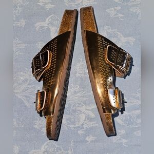 Forever 21 Pink Gold Birkenstock style sandals Size 10